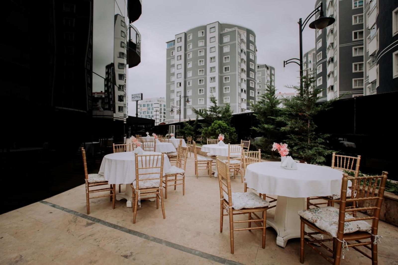 Konak Park Otel Yomra Trabzon Exterior photo