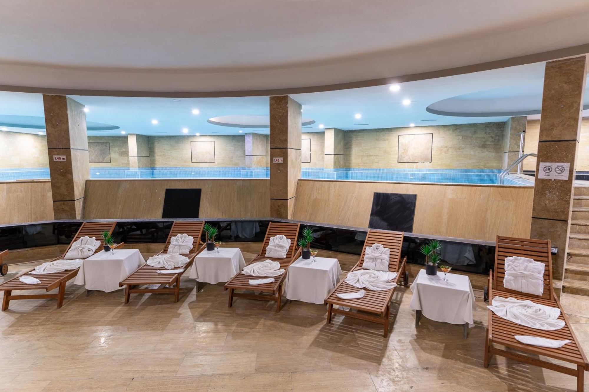 Konak Park Otel Yomra Trabzon Exterior photo